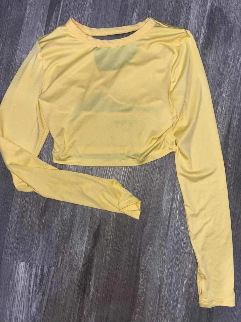 Forever 21 Yellow Long-Sleeve Cropped Crew Top workout top